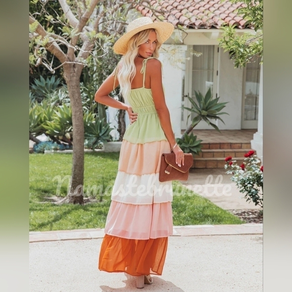 NWT Vici Boho Ruffled Tiered Maxi Dress - Picture 9 of 13